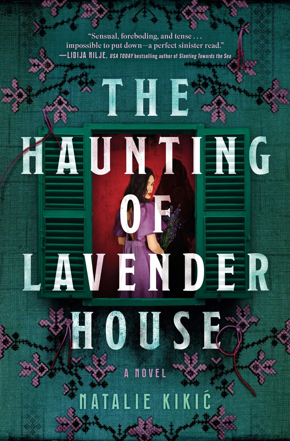 Wingbearer Saga The Haunting of Lavender House bok innbundet gotisk