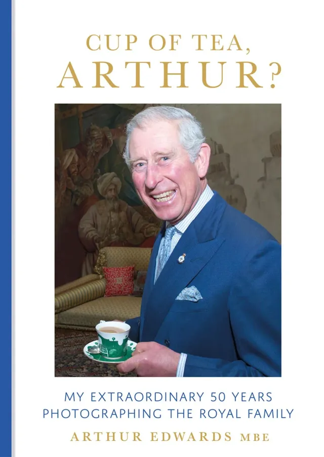 Arthur Edwards Cup of Tea Arthur innbundet biografi foto