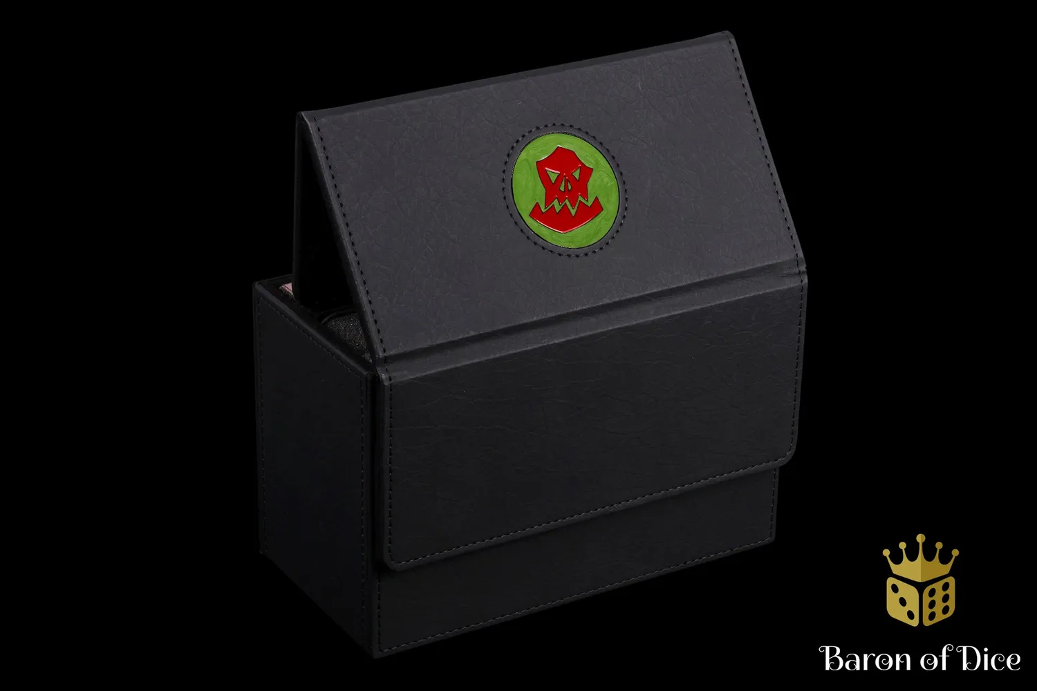 Baron of Dice Warchest Orc Red oppbevaringsboks kunstlær rød